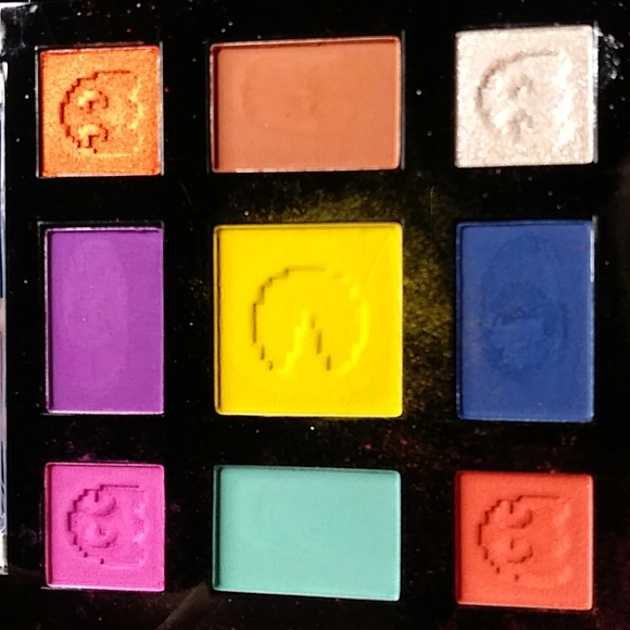 Wet N Wild x Pac-Man Game Over palette Limited Edition - Picture 4 of 8